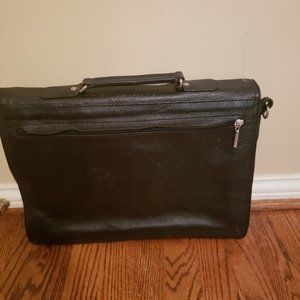 Real leather vintage .